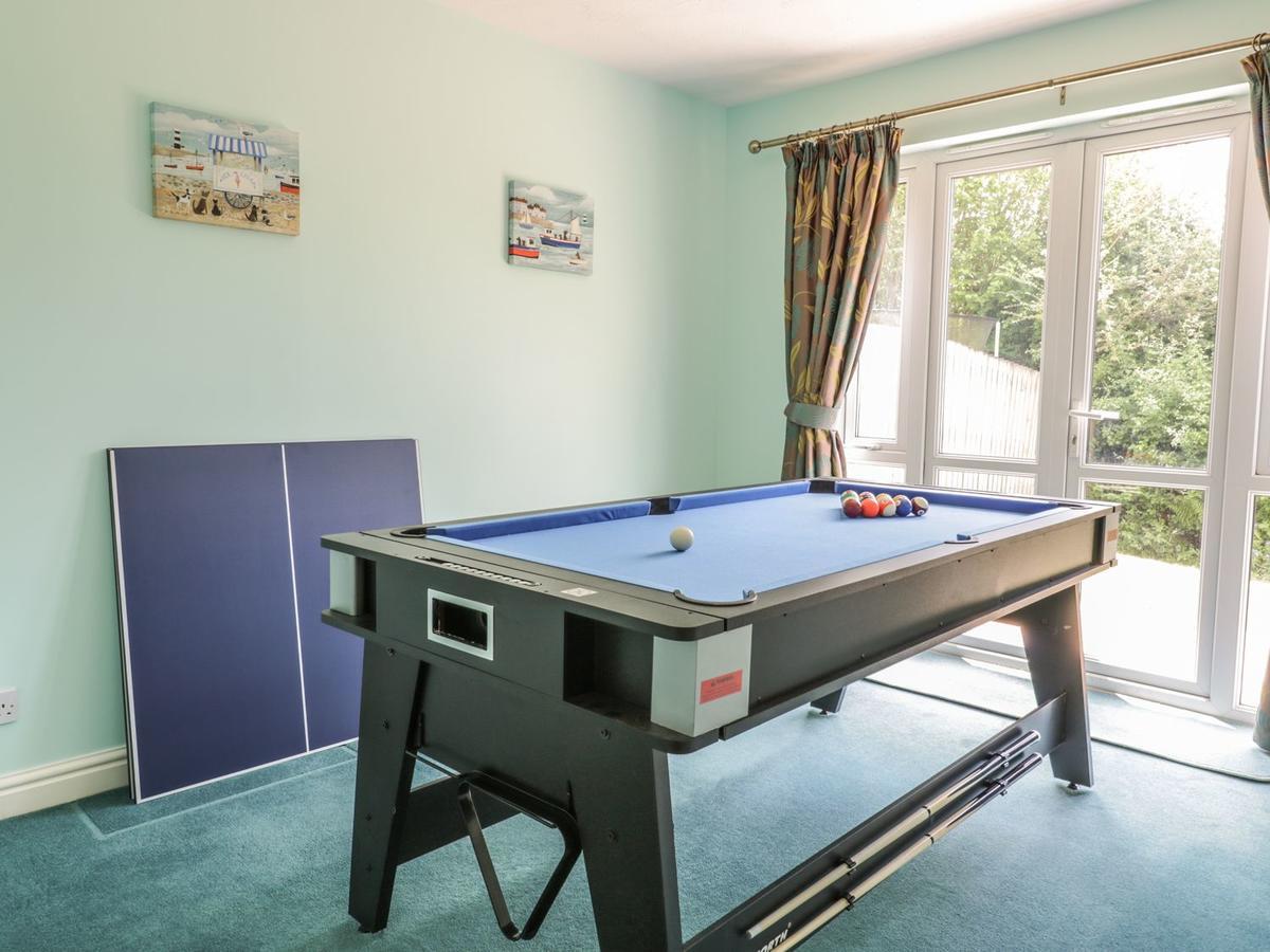 12 Kel Avon Villa Truro Exteriör bild